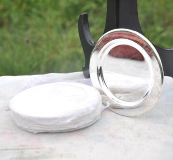 6 sous verres en metal chromè  beschikbaar voor biedingen