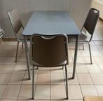 Keukentafel met 3 stoelen ., Ophalen, Gebruikt