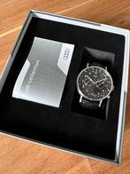 NIEUW Audi chronograaf lichtgevend horloge (nooit gedragen), Handtassen en Accessoires, Horloges | Heren, Nieuw, Overige merken