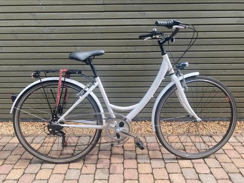 Kinderfiets 23 inch – 6 versnellingen – zo goed als nieuw, Fietsen en Brommers, Fietsen | Dames | Damesfietsen, Zo goed als nieuw
