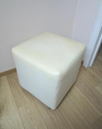 Pouf sur roulettes, Enlèvement, Utilisé, Carré, Synthétique