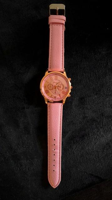 Montre rose geneva  beschikbaar voor biedingen