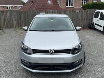 VW Polo 1.2i / 107.000km / Navi / Airco / Benzine / Euro 6 beschikbaar voor biedingen