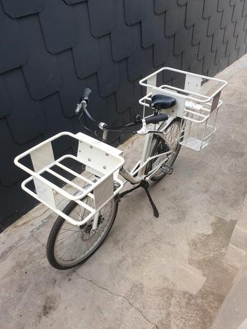 Vélo cargo en très bon état  beschikbaar voor biedingen