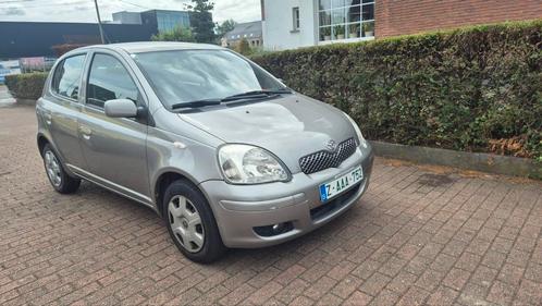 Toyota Yaris ** AUTOMAAT ** 1.3 benzine ** 143.000 km, Auto's, Toyota, Bedrijf, Yaris, Radio, Benzine, Euro 4, Automaat, Ophalen