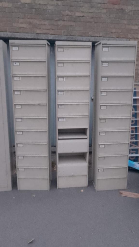 kluisjes voor kledingkasten, Antiek en Kunst, Antiek | Meubels | Kasten, Ophalen