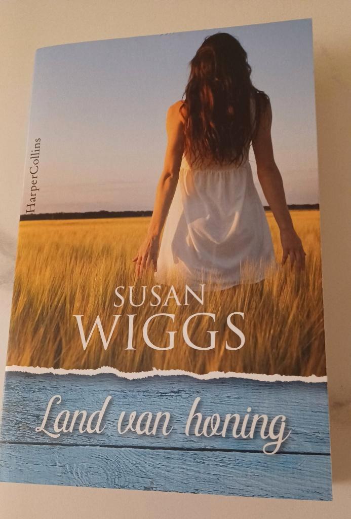 Land van Honing - Susan Wiggs, Boeken, Romans, Nieuw, Nederland, Ophalen