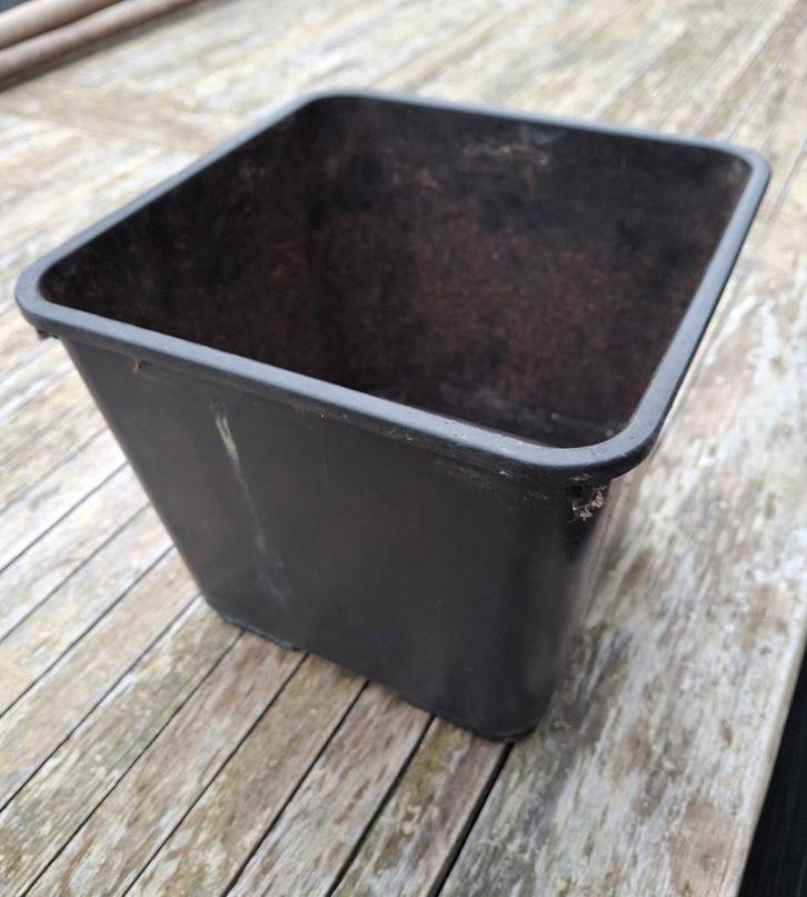 BLOEMPOTTEN - bato, Tuin en Terras, Bloembakken en Plantenbakken, Zo goed als nieuw, Ophalen