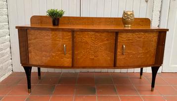 Vintage dressoir/kast uit de jaren 50 beschikbaar voor biedingen