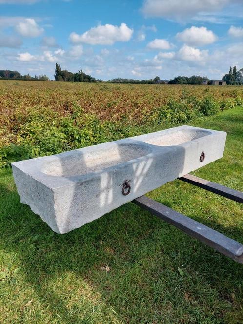 Antieke dubbele hardstenen trog van 2m, Tuin en Terras, Bloembakken en Plantenbakken, Gebruikt, Steen, Ophalen