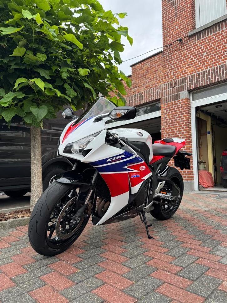 Honda CBR1000RR fireblade 2014, Motoren, Motoren | Honda, Bedrijf, Super Sport, meer dan 35 kW, 4 cilinders, Motorrijbewijs A