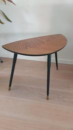 Tafeltje Ikea met bladmotief, Ophalen