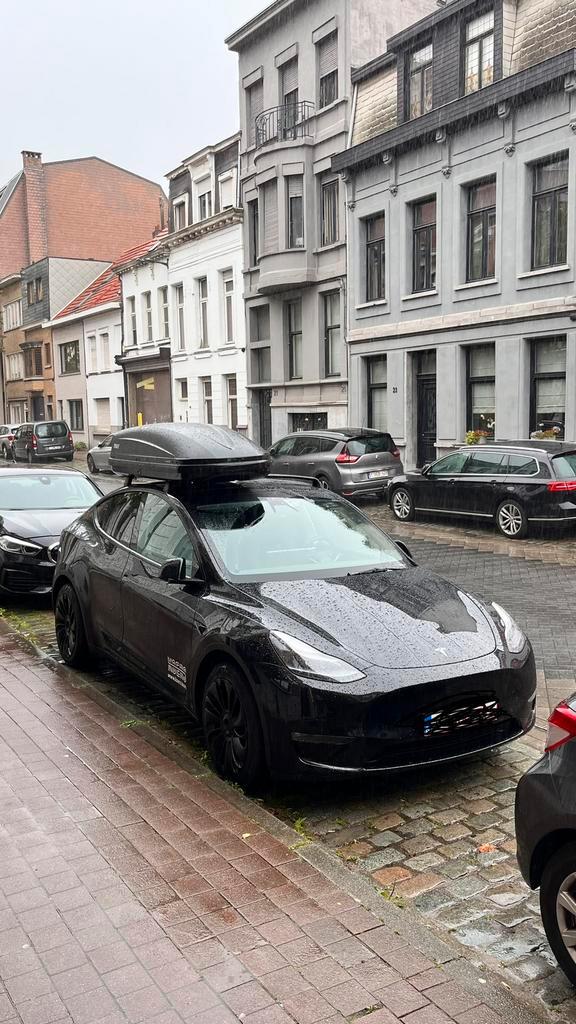 TE HUUR: dakdragers Tesla Model Y, Auto diversen, Dakdragers, Zo goed als nieuw, Ophalen