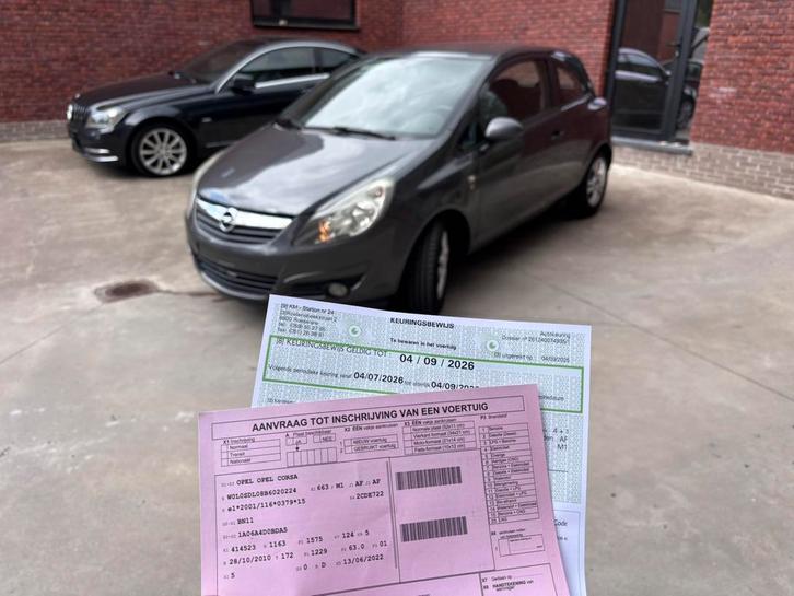 Opel corsa met keuring, Auto's, Opel, Bedrijf, Corsa, Benzine, Euro 6, Ophalen