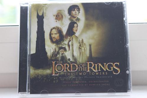 CD SOUNDTRACK THE TWO TOWERS NIEUW HOWARD SHORE, Cd's en Dvd's, Cd's | Filmmuziek en Soundtracks, Ophalen of Verzenden