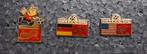Lot 3 pins Coca Cola voetbal  Italia 90 USA Duitsland, Ophalen of Verzenden, Zo goed als nieuw, Sport, Speldje of Pin