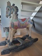 Houten schommelpaard met veulen uit Indonesie, Ophalen