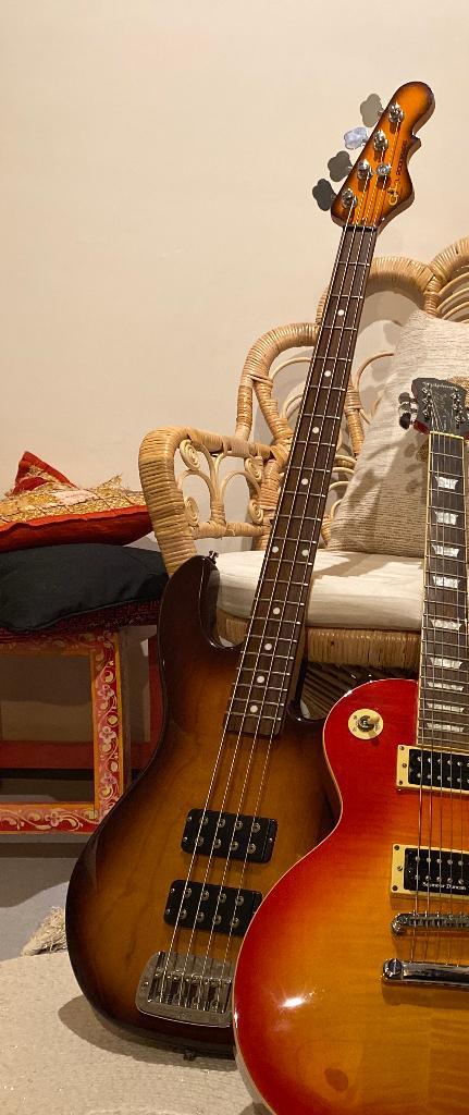 Guitare basse G&L L2000, Musique & Instruments, Instruments à corde | Guitares | Basses, Utilisé, Électrique, Enlèvement ou Envoi