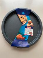 🍄 NIEUWE  Pizzavorm ( 30 cm ) Non Stick . Prestige, Huis en Inrichting, Ophalen of Verzenden, Nieuw