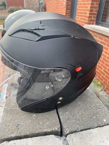 Brommerhelm beschikbaar voor biedingen