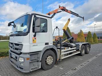 Mercedes-Benz Actros 2541 Kraan Palfinger / RETARDER beschikbaar voor biedingen