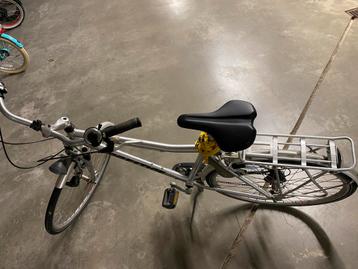 Herenfiets beschikbaar voor biedingen
