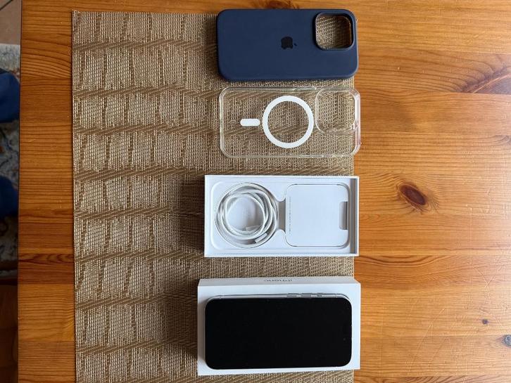 Iphone 15pro 128GB silver 91%, Télécoms, Téléphonie mobile | Housses, Coques & Façades | Apple iPhone, Comme neuf, Enlèvement ou Envoi