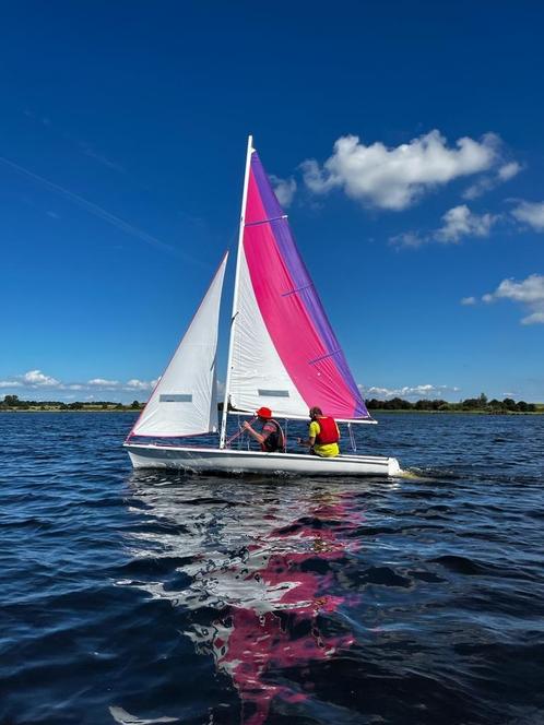 Laser 2, Watersport en Boten, Open zeilboten, Zo goed als nieuw, Laser, 3 tot 6 meter, Polyester, Ophalen
