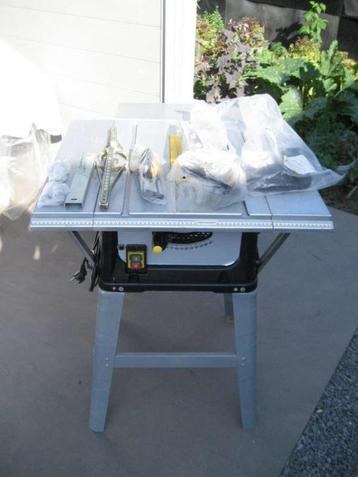 Tafelhoutzaag beschikbaar voor biedingen