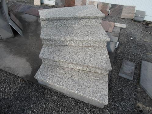 Escalier en granit de 4 marches, Doe-het-zelf en Bouw, Tegels, Nieuw, Overige typen, Graniet, Ophalen of Verzenden
