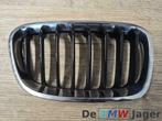 Grille rechts zwart chroom BMW 1-serie F20 F21 51137239022, Gebruikt, Ophalen of Verzenden, BMW, BMW