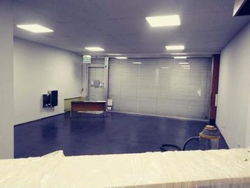 Huis met winkel of praktijk  beschikbaar voor biedingen