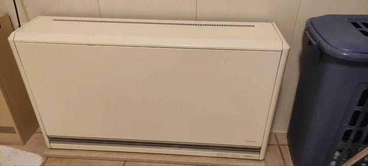 Dimplex accumulatiekachel 2,4 kW, Doe-het-zelf en Bouw, Verwarming en Radiatoren, Gebruikt, Thermostaat, Ophalen