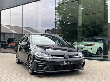 Volkswagen Golf 7 R-Line-Full Led-Navigatie-Zwarte hemel-Cam beschikbaar voor biedingen