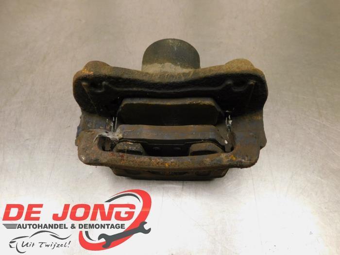 Remklauw (Tang) links-voor van een Ssang Yong Tivoli, Auto-onderdelen, Remmen en Aandrijving, Ssangyong, Gebruikt, 3 maanden garantie