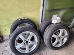 4 pneus hiver 225/55/R17 montés sur 4 jantes alu bon état, Autos : Pièces & Accessoires, Pneus & Jantes, Pneus et Jantes, Pneus hiver