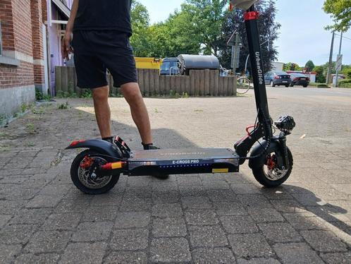 Elektrische step, Fietsen en Brommers, Steps, Zo goed als nieuw, Elektrische step (E-scooter), Ophalen