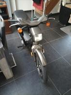 Honda wallaroo deluxe met papieren, Fietsen en Brommers, Brommers | Tomos, Ophalen, Zo goed als nieuw
