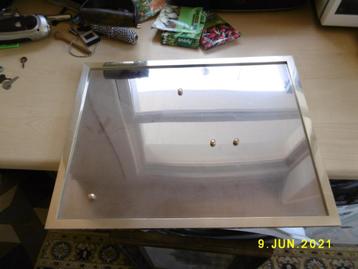 magneetspiegel in geel aluminium kader met 4 magneetjes beschikbaar voor biedingen