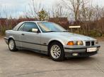 BMW 318i CABRIOLET OU VOITURE CLASSIQUE ! /RÉCEMMENT INSPECT, Autos, Argent ou Gris, Achat, Entreprise, Boîte manuelle