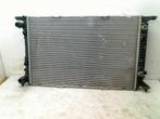 RADIATEUR Audi A4 Avant (B8) (01-2007/12-2015) (8K0121251AH), Gebruikt, Audi