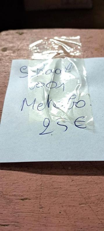 Rommelmarktspullen beschikbaar voor biedingen