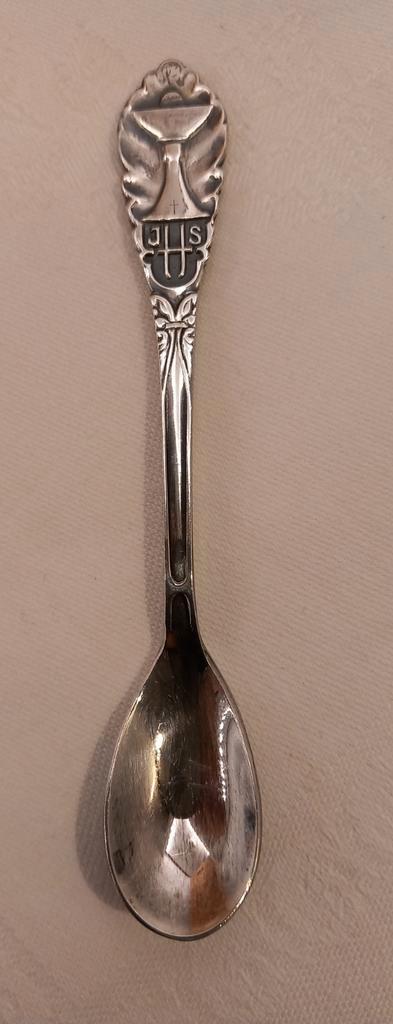 Verzilverd lepeltje Sola 90 H. Communie 1950, Antiquités & Art, Antiquités | Couverts, Enlèvement ou Envoi