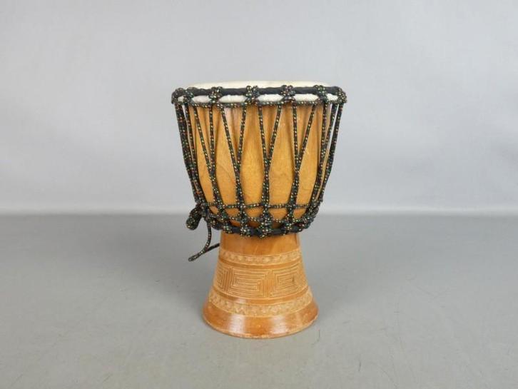 Traditionele houten djembe, Musique & Instruments, Percussions, Comme neuf, Tambour, Enlèvement ou Envoi