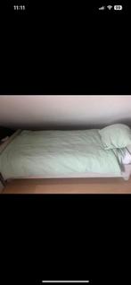 Bed met boxspring en matras + nachtkastje, Ophalen, Gebruikt