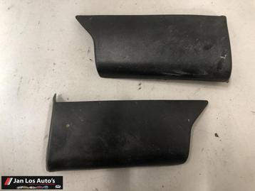 Spatbord dorpellijst Audi 80 B4 8A0853992C SET beschikbaar voor biedingen