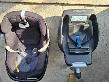 Maxi Cosy + base Isofix beschikbaar voor biedingen