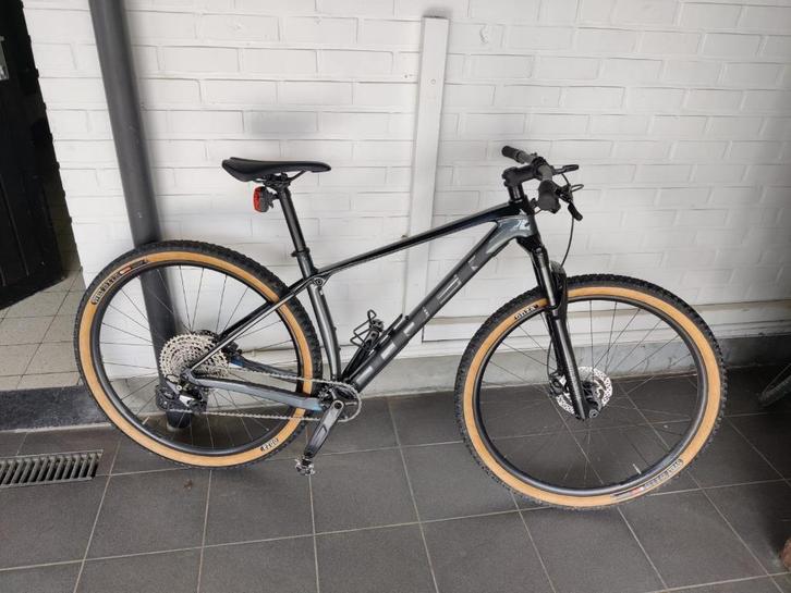 MTB Trek Procaliber 9.5 Gen 2 Carbon, Fietsen en Brommers, Fietsen | Mountainbikes en ATB, Zo goed als nieuw, Heren, Trek, 49 tot 53 cm