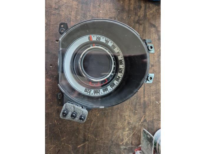 Kilometerteller KM van een Fiat 500, Auto-onderdelen, Dashboard en Schakelaars, Fiat, Gebruikt, 3 maanden garantie, Ophalen of Verzenden