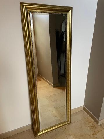 Spiegel met gouden kader zeer mooie staat!